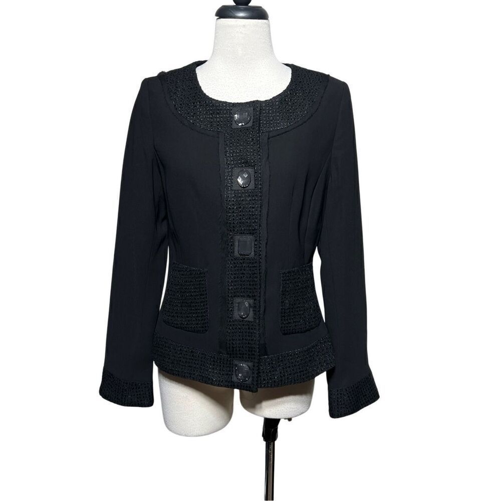 White House Black Market Long Sleeve Nubby Jacket Size 6 Snap Front